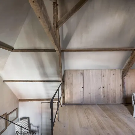 Hign-end Getaway In Heart Of Medieval - Katelijne *